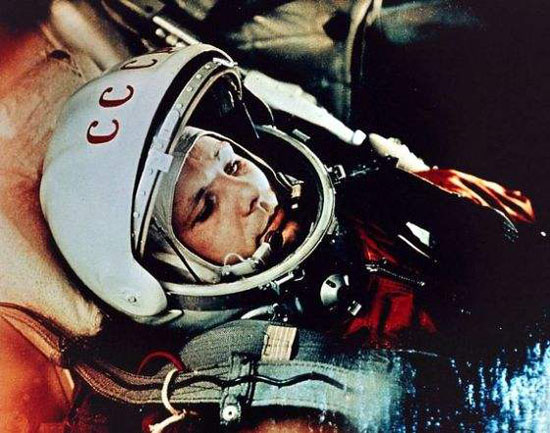 历史上第一位宇航员是谁_加加林
